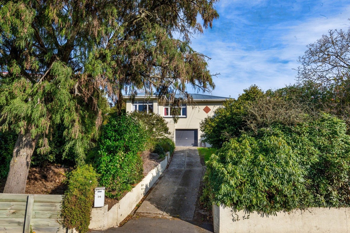 14 Solway Street, Holmes Hill, Oamaru - Carousel 1