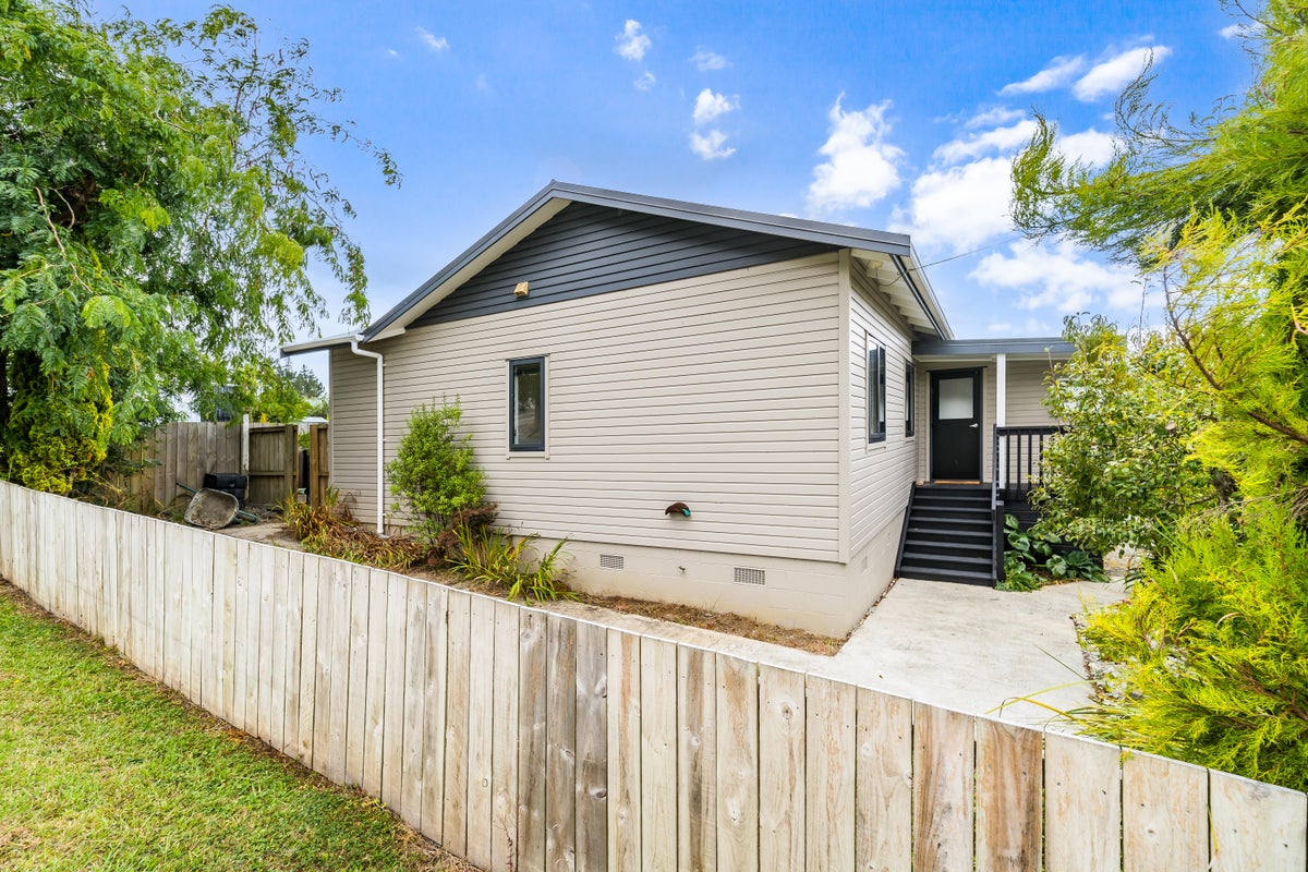 8 CORONATION ST, Wellsford, Auckland  - Carousel 1