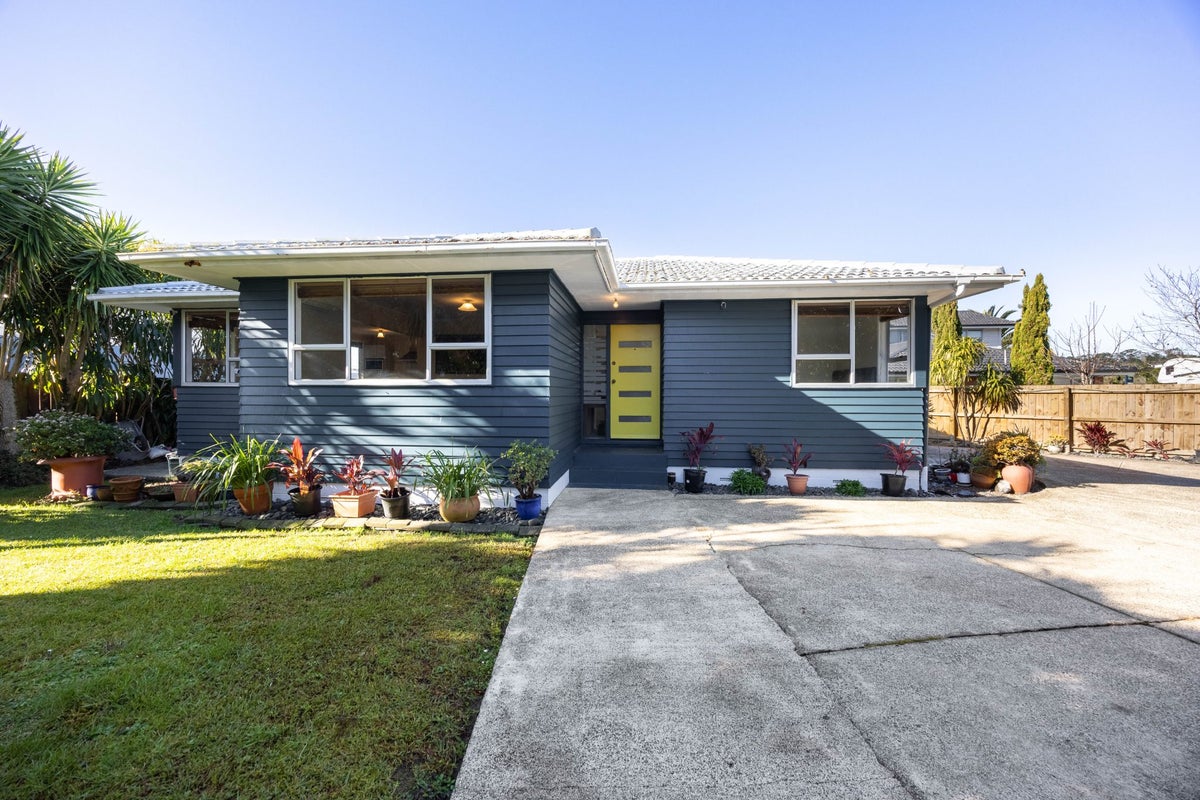 12 Tabitha Crescent, Henderson, Auckland - Carousel 2