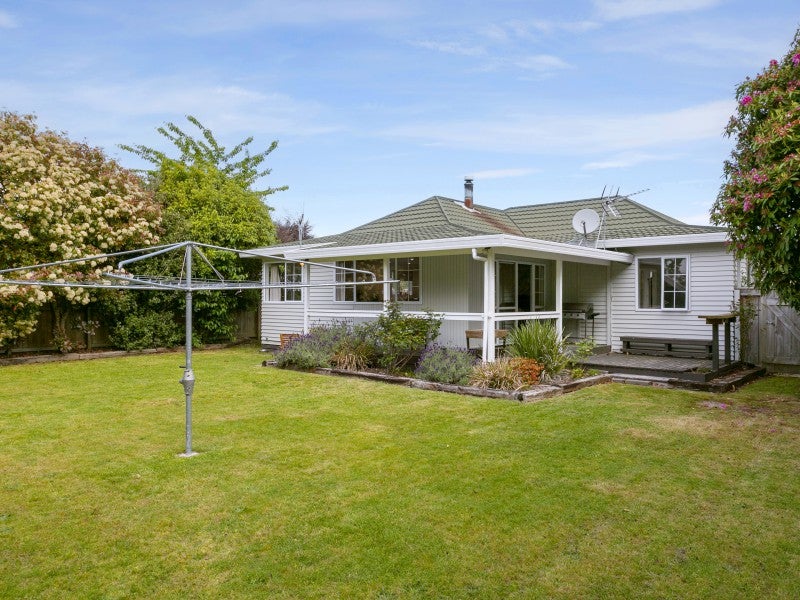 13 Glengarry Place, Hilltop, Taupo - Carousel 21