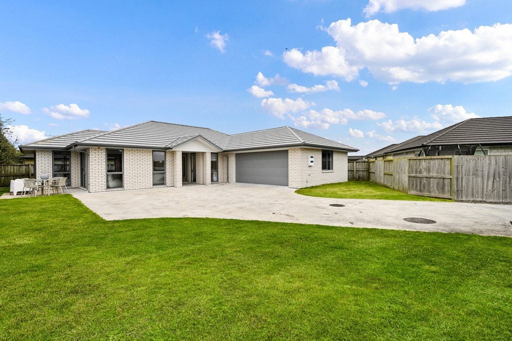 199 Borman Road, Rototuna North, Hamilton - Carousel 1