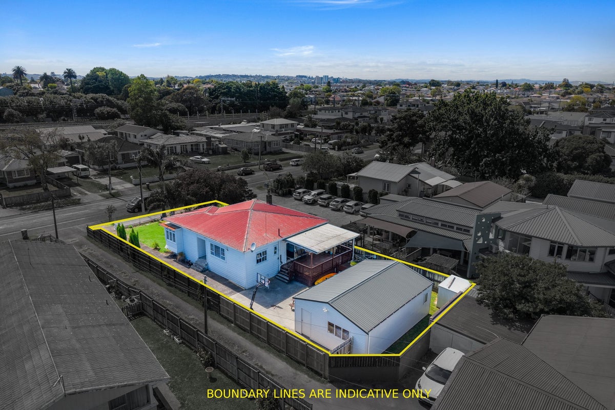 17 Kenderdine Road, Papatoetoe, Auckland - Carousel 2