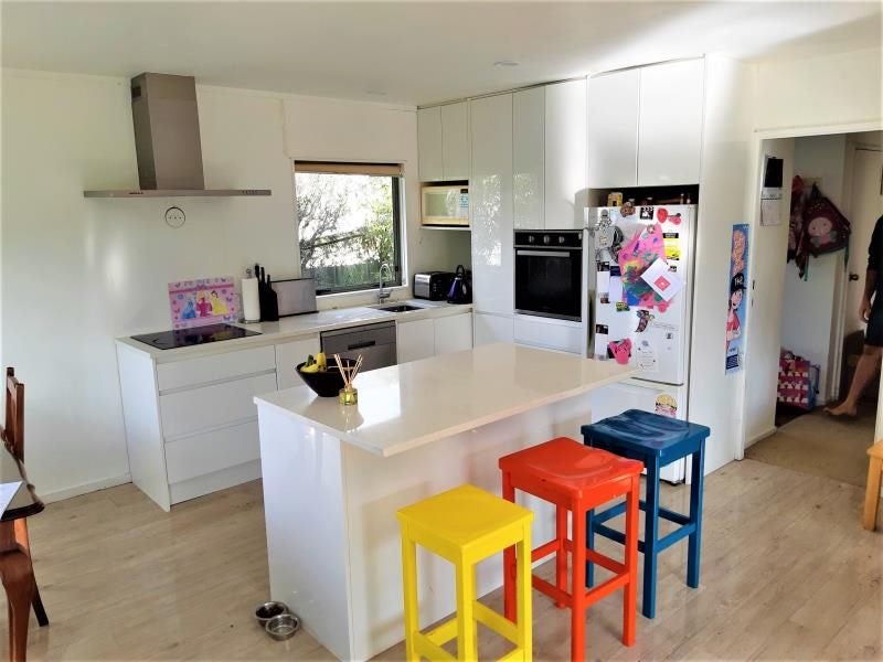 1/37 Lysander Crescent, Beach Haven, Auckland - Carousel 2