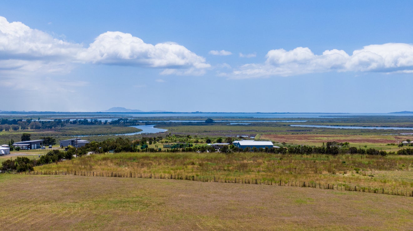 6 Bobs Way, Kaingaroa, Kaitaia - Carousel 1