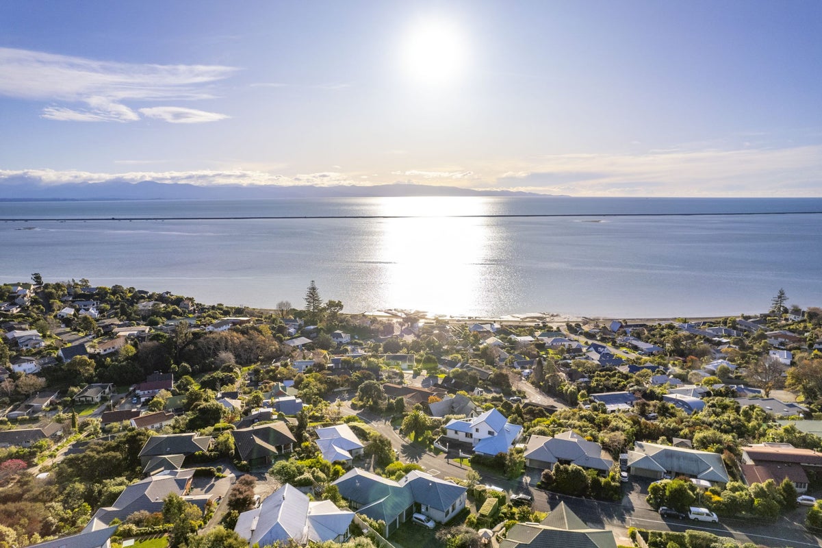 7 Ledbury Road, Atawhai, Nelson - Carousel 2