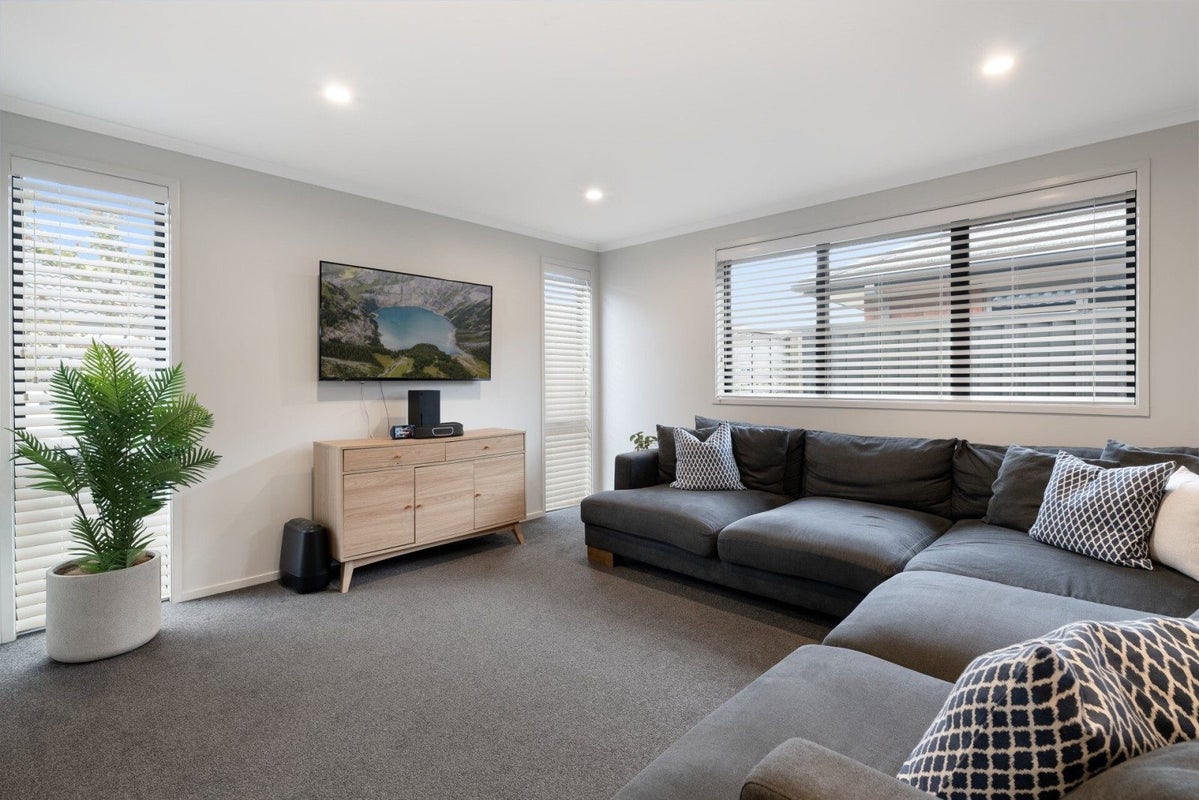 19 Raby Lane, Pyes Pa, Tauranga - Carousel 1