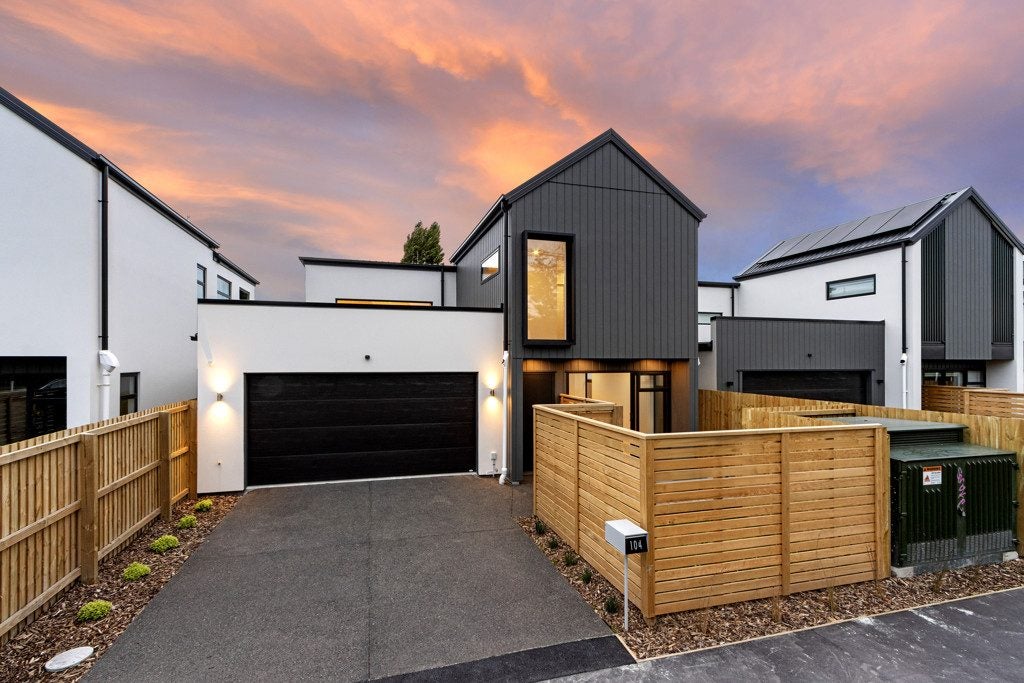 104 Canon Street, St Albans, Christchurch - Carousel 1