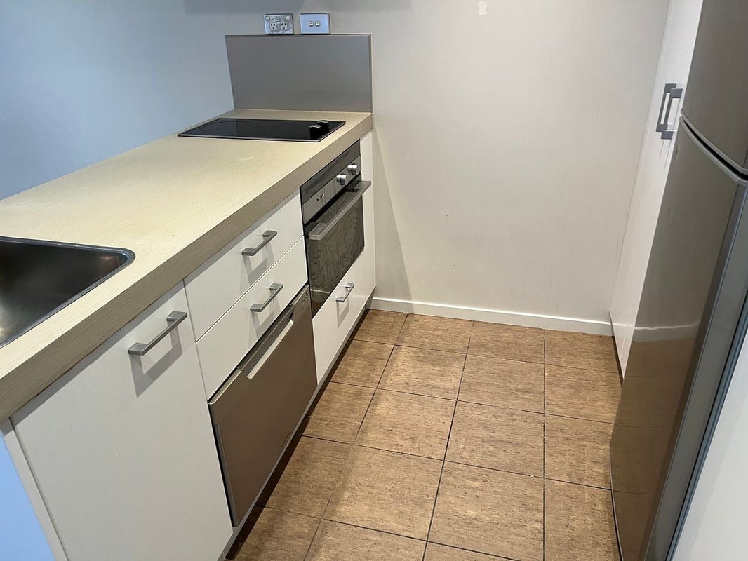 211/74 Taranaki Street, Te Aro, Wellington - Carousel 2