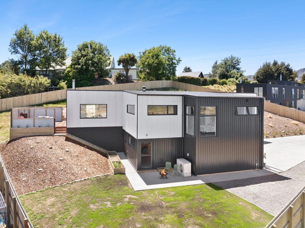 3 Waxeye Lane, Lake Hawea, Lake Hawea - Carousel 2