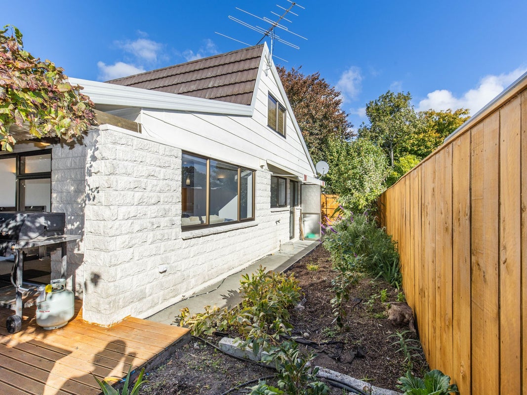 24C Tasman Street, The Wood, Nelson - Carousel 24