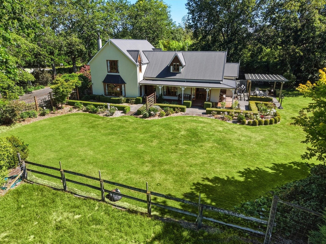 233 Whites Road, Ohoka, Kaiapoi - Carousel 1
