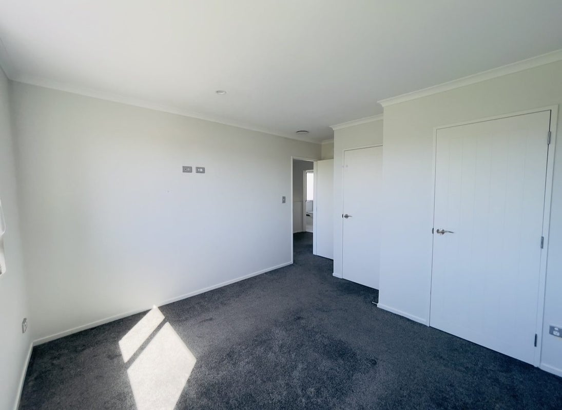 32B Edinburgh Avenue, Rosehill, Papakura - Carousel 12