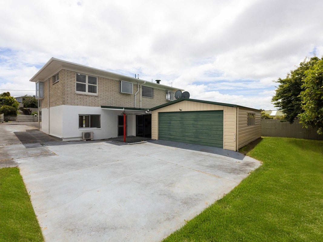 15 Priscilla Crescent, Melville, Hamilton - Carousel 3