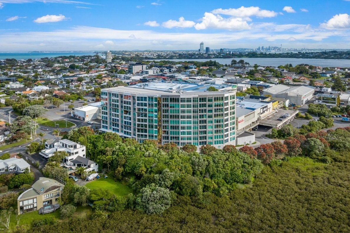 601/20 Omana Road, Milford, Auckland - Carousel 1