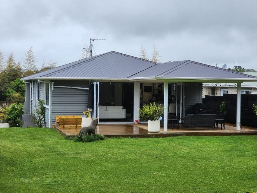 46 Awanui Street, Merrilands, New Plymouth - Carousel 1