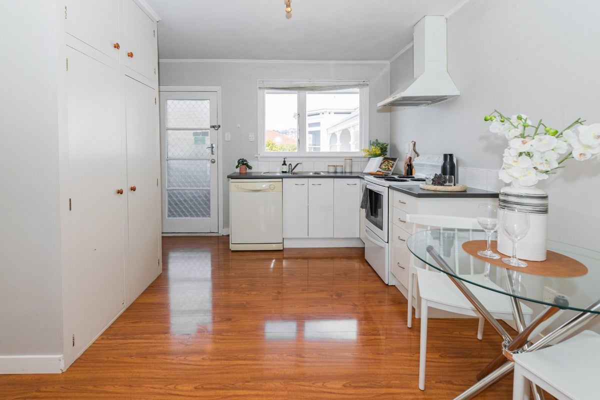 1/189 Colombo Street, Sydenham, Christchurch - Carousel 2