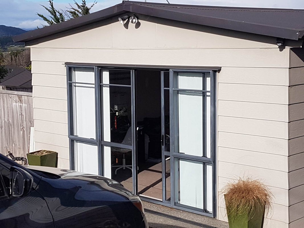 43 Sandstone Road, Manurewa - Carousel 2