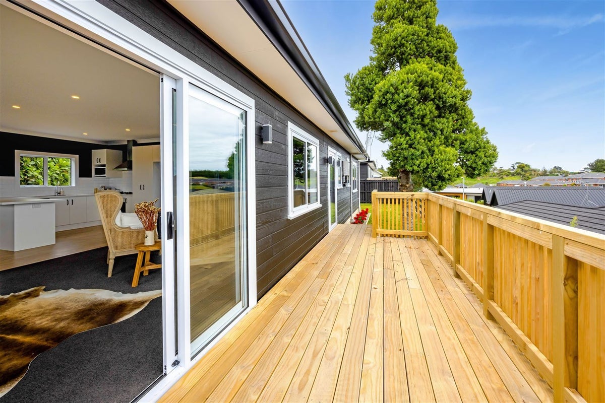 22A Maple Crescent, Whalers Gate, New Plymouth - Carousel 29