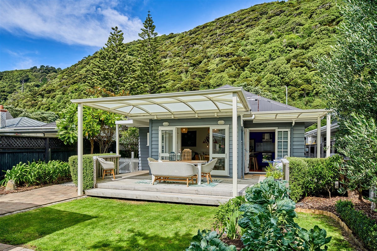 226 Muritai Road, Eastbourne, Lower Hutt - Carousel 1