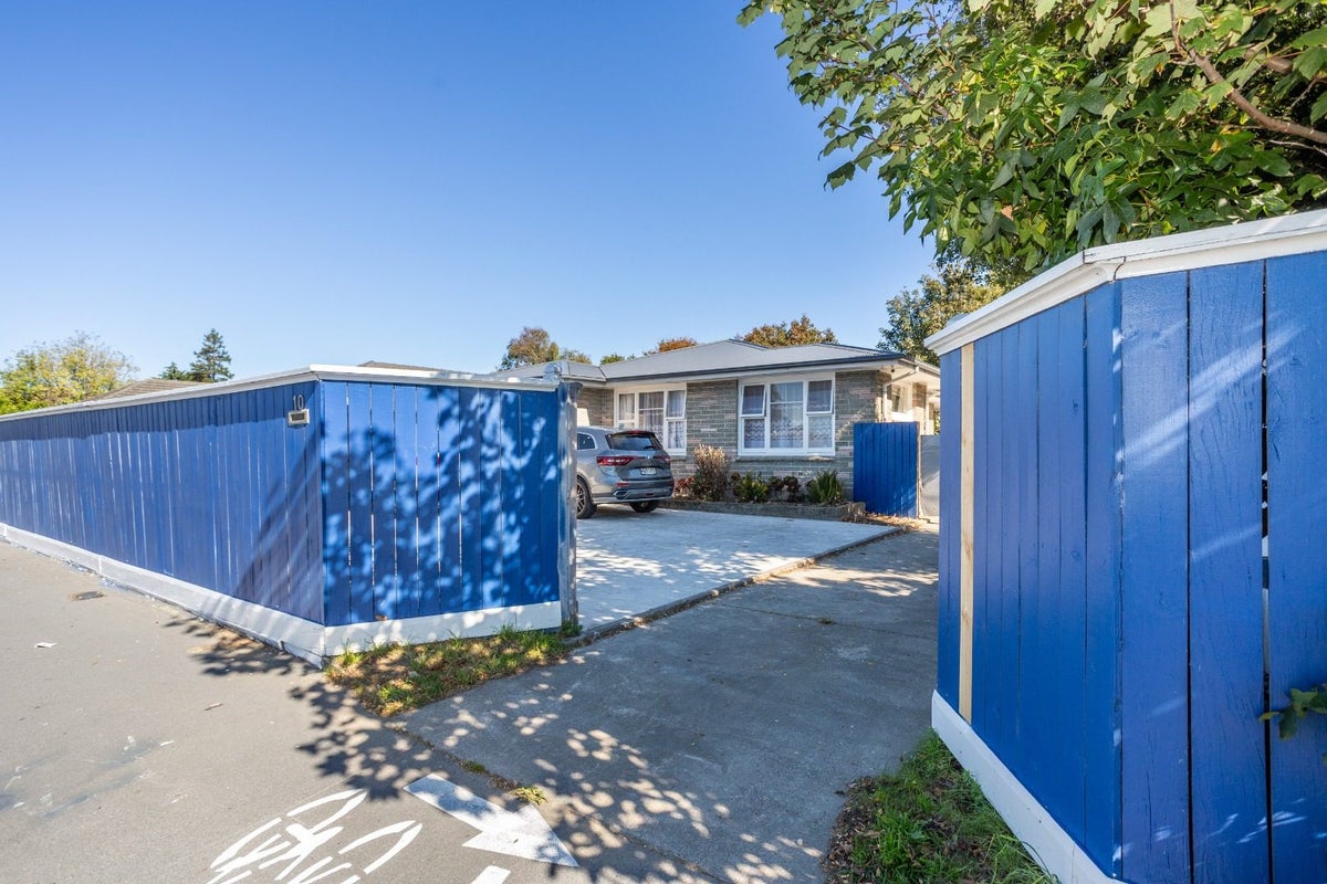 10 Curletts Road, Sockburn, Christchurch - Carousel 16
