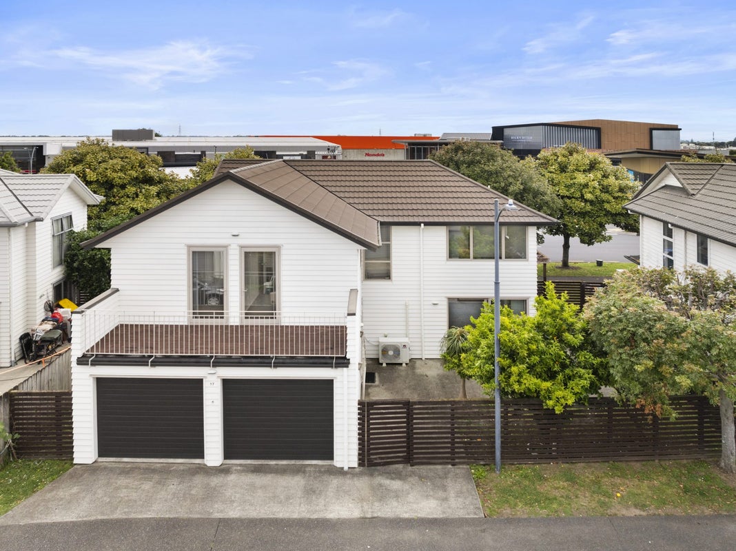 17 Arion Road, Takanini, Auckland - Carousel 1