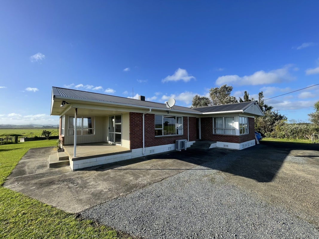 1607 Pouto Road, Te Kopuru - Carousel 1