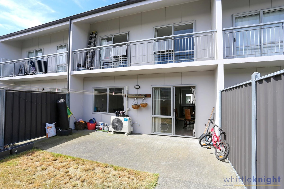 12/336 Lincoln Road, Addington, Christchurch - Carousel 2