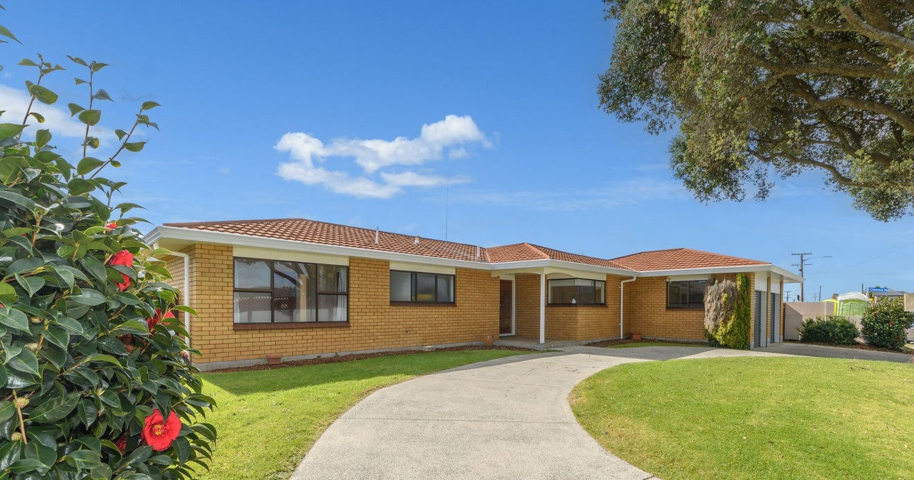 175 Ngatai Road, Otumoetai, Tauranga - Carousel 1