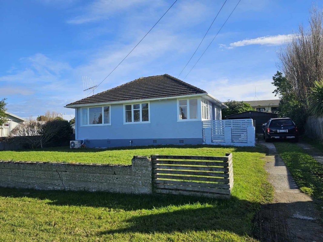 7 Mosston Road, Castlecliff, Whanganui - Carousel 1