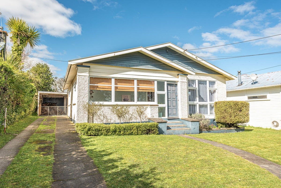 13 Plunket Street, Durie Hill, Whanganui - Carousel 1