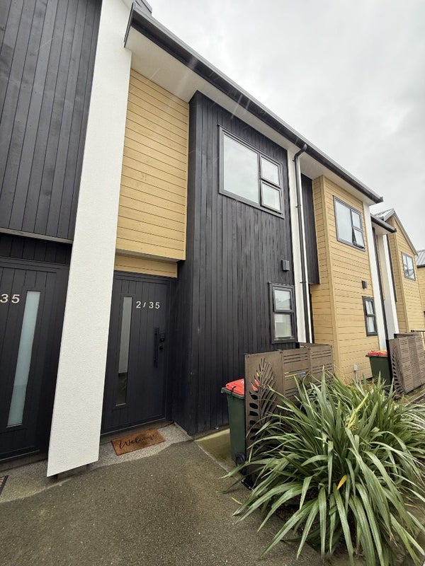 2/35 Sladden Street, Naenae, Lower Hutt - Carousel 1
