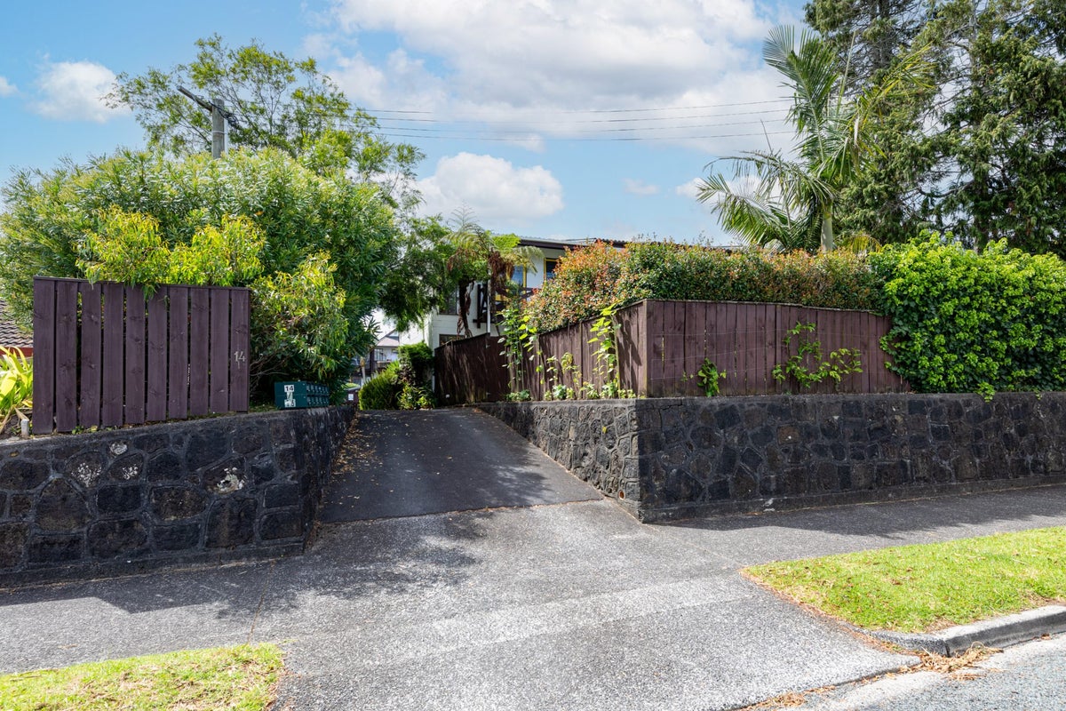 7/14 Fowlds Avenue, Sandringham, Auckland - Carousel 27
