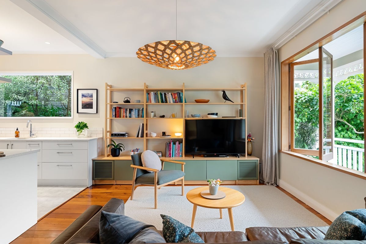 71 Severn Street, Island Bay, Wellington - Carousel 2