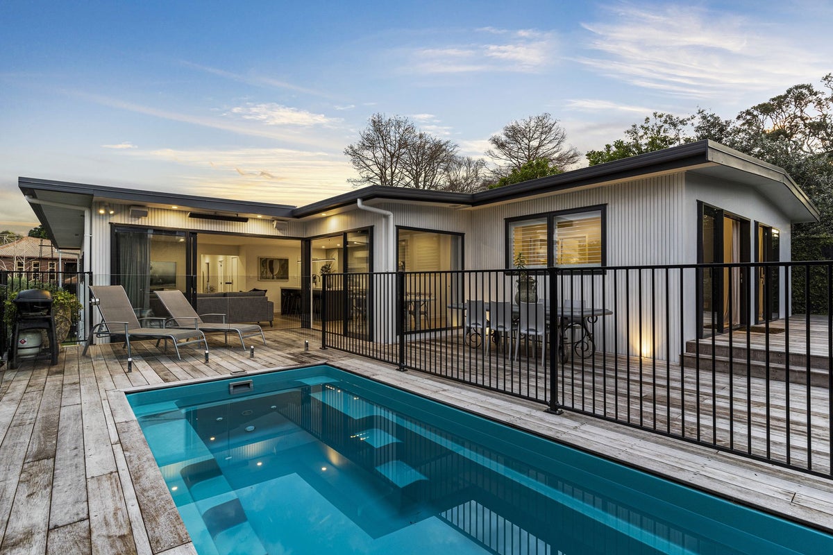 3 Parsons Road, Meadowbank, Auckland - Carousel 2