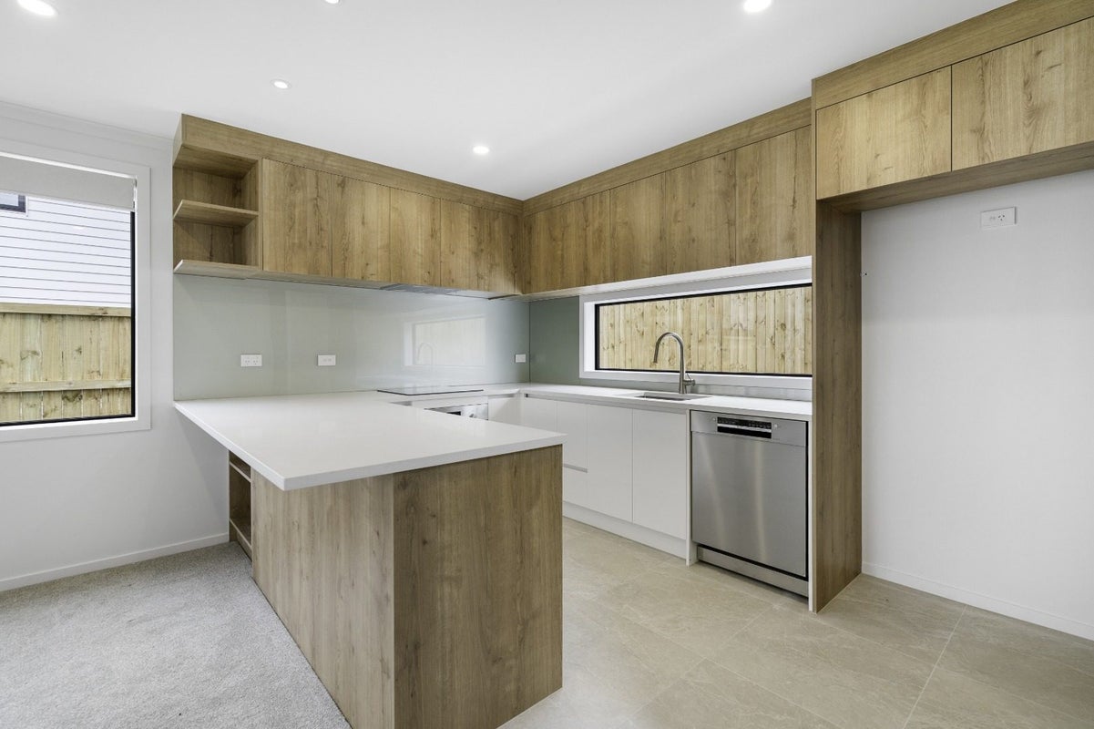 25 Morrinsville Road, Hillcrest, Hamilton - Carousel 2