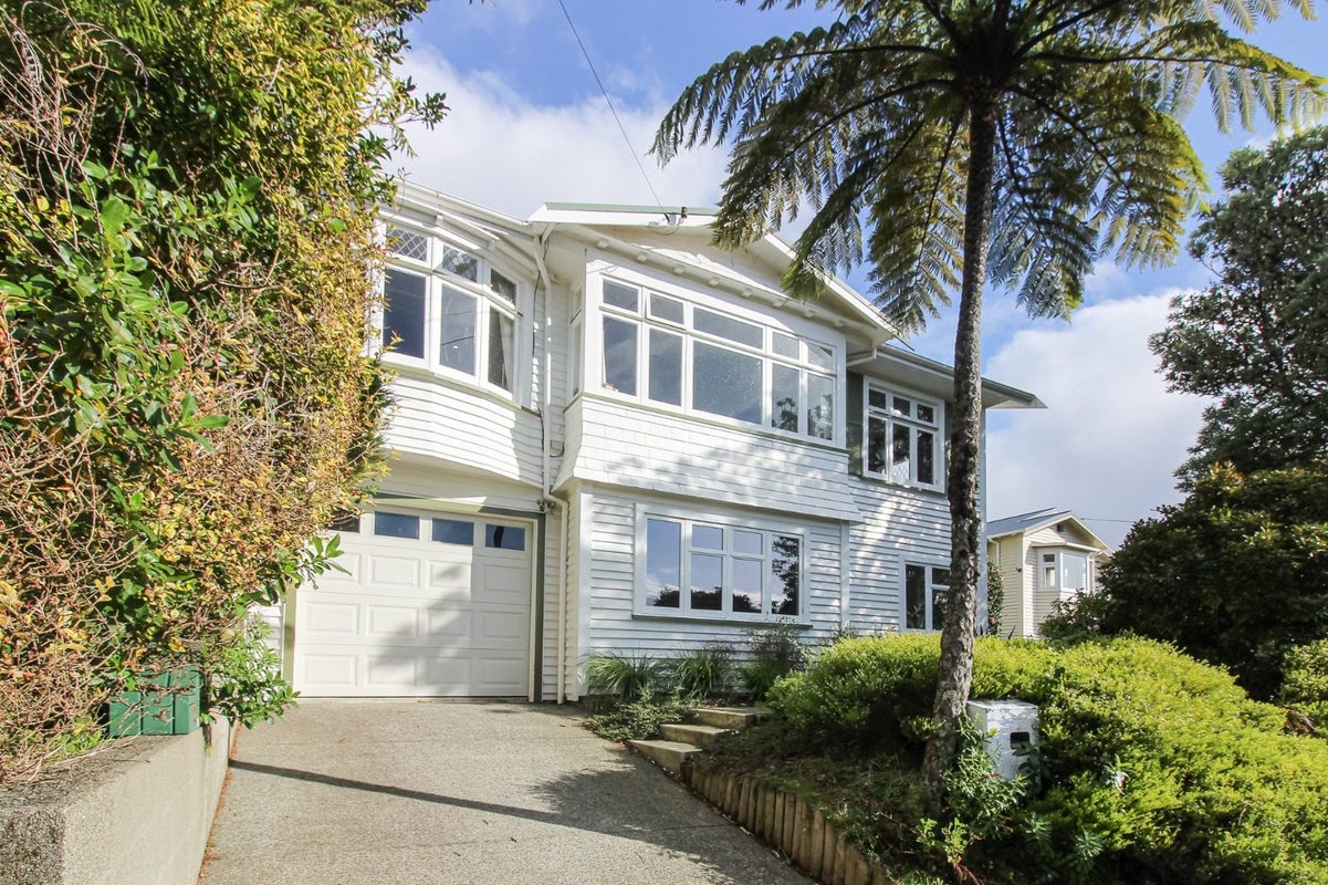58 Kano Street, Karori, Wellington - Carousel 1