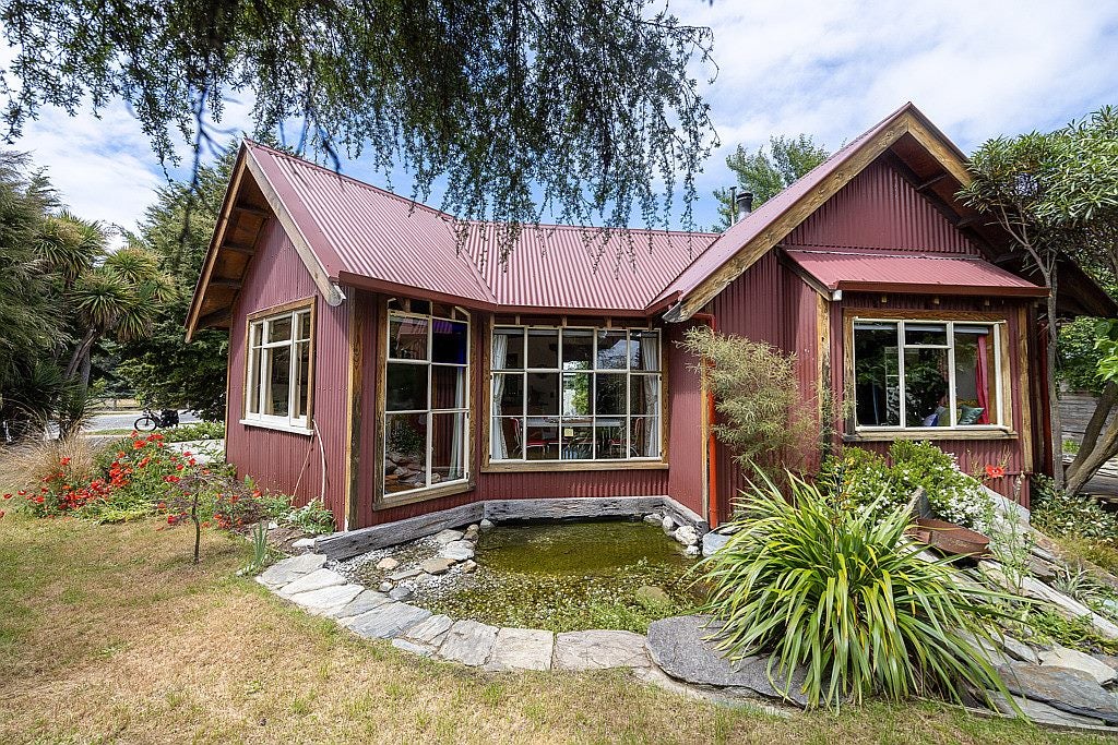 155 Alison Avenue, Albert Town, Wanaka - Carousel 1