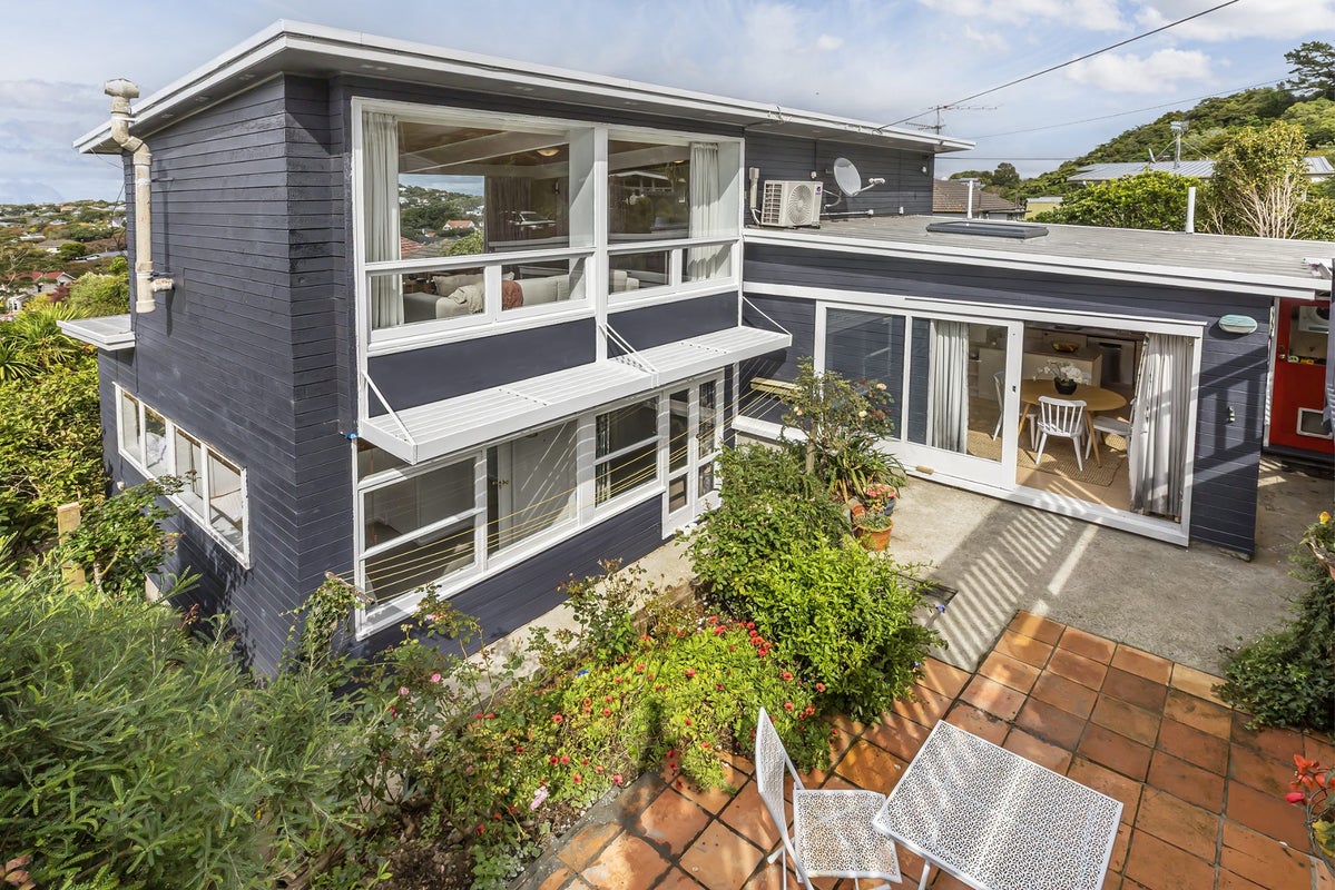 30A Baroda Street, Khandallah, Wellington - Carousel 1