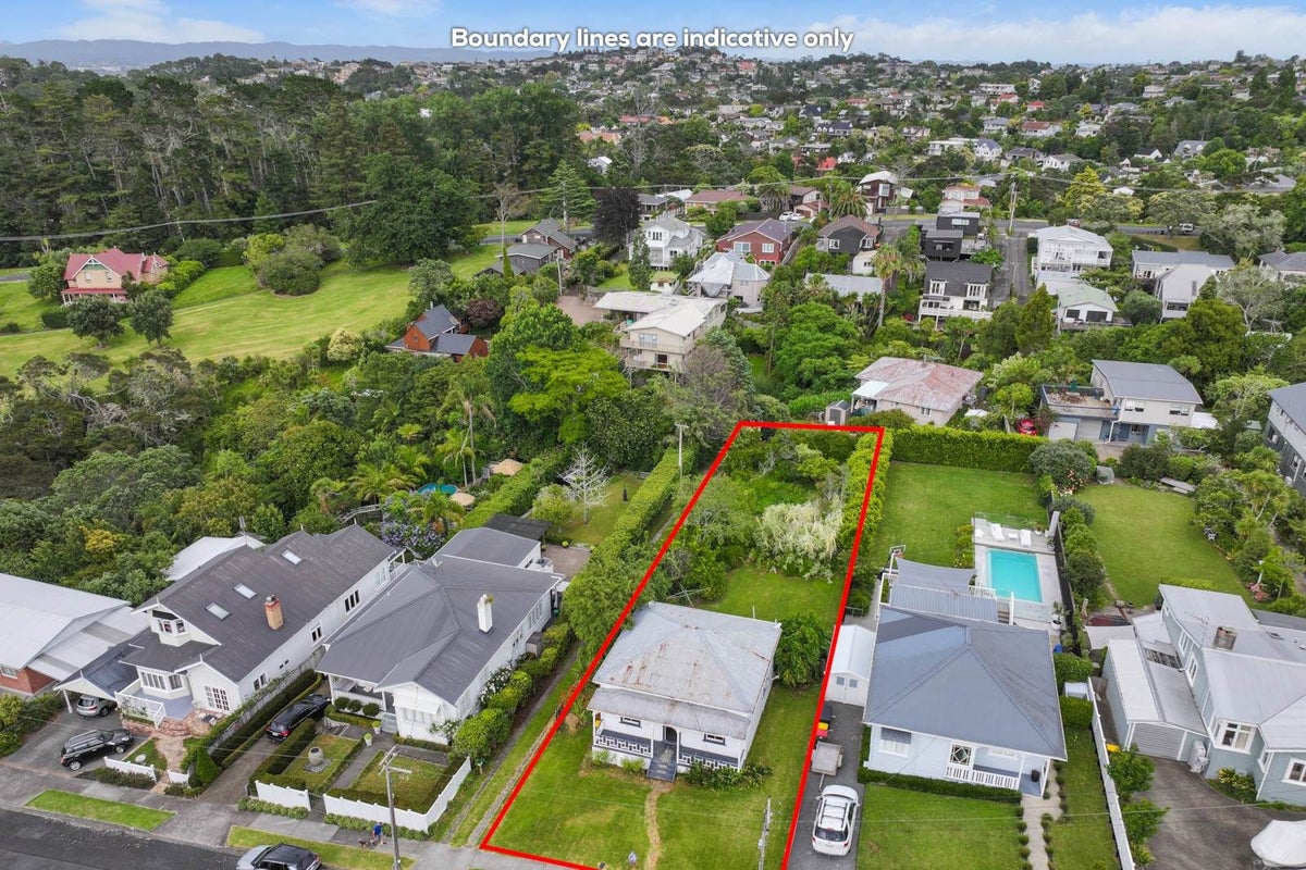 55 Huka Road, Birkenhead, Auckland - Carousel 17