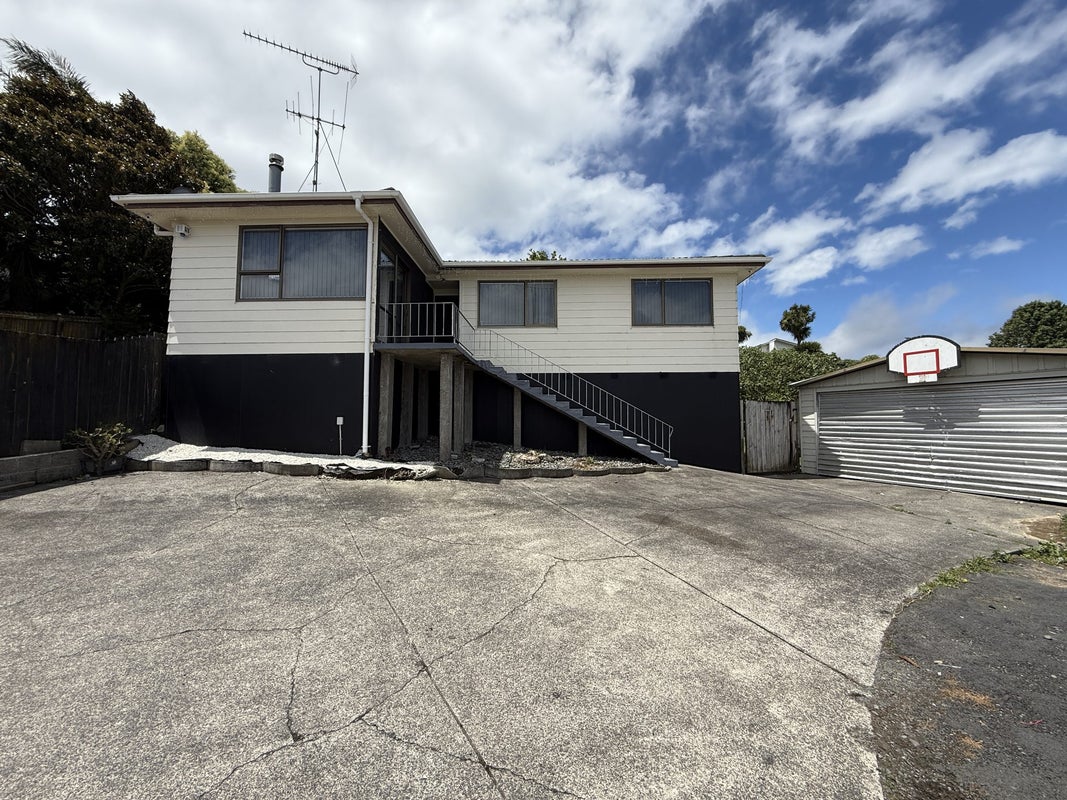 1/48 Bellfield Road, Opaheke, Papakura - Carousel 1