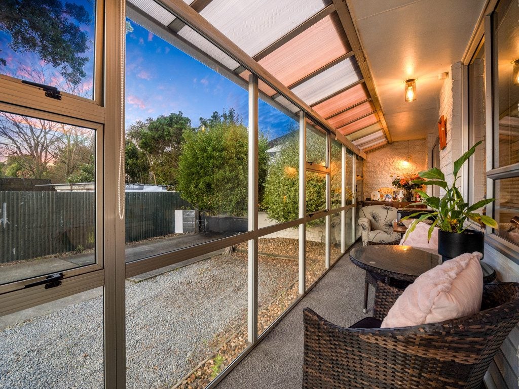 1/42A Saint Martins Road, Saint Martins, Christchurch - Carousel 2