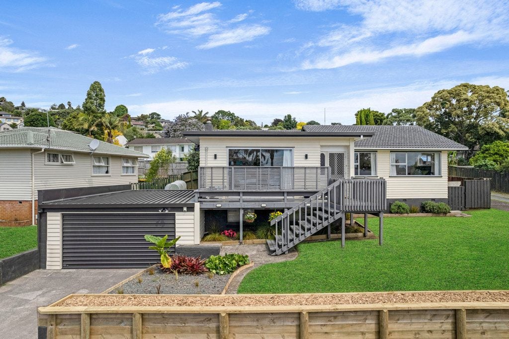 31 Mack Place, Red Hill, Papakura - Carousel 1