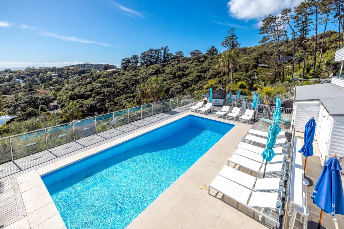 E/4 Bay Road, Waiheke Island, Auckland - Carousel 2