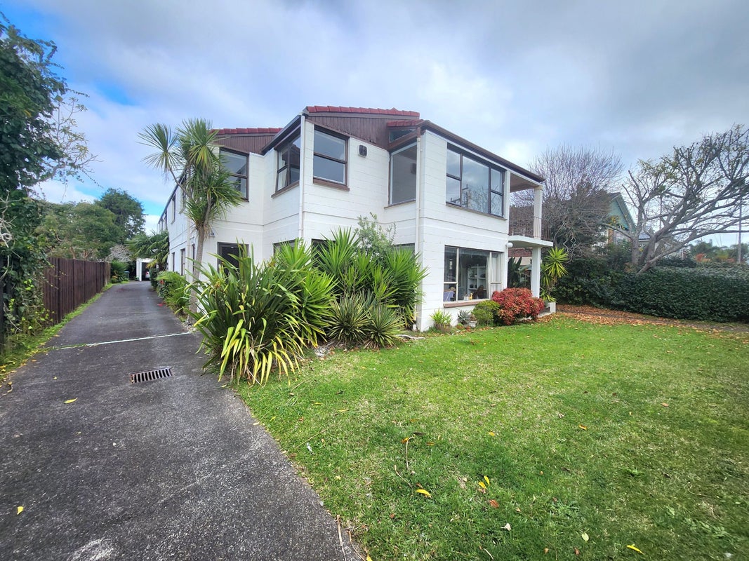 3/27 Speight Road, Kohimarama, Auckland - Carousel 1