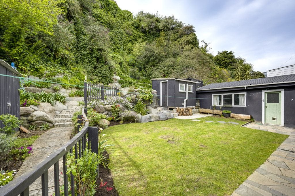 151 Shakespeare Road, Bluff Hill, Napier - Carousel 2