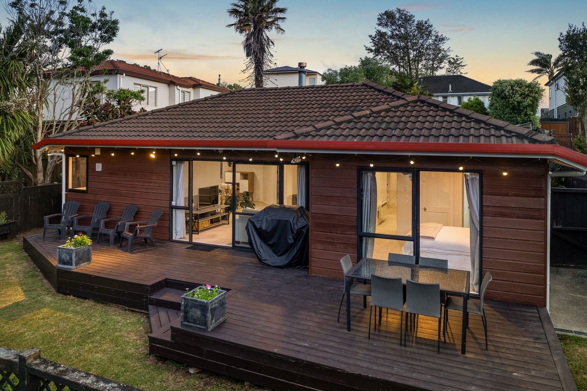 333A Hillsborough Road, Hillsborough, Auckland - Carousel 1