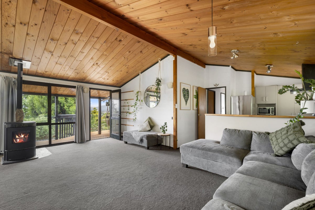 95 Old Quarry Road, Selwyn Heights, Rotorua - Carousel 2