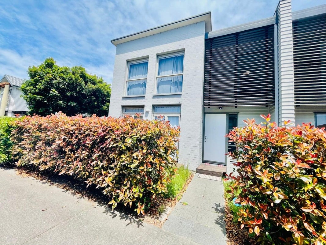 2 Reins Road, Takanini, Auckland - Carousel 1
