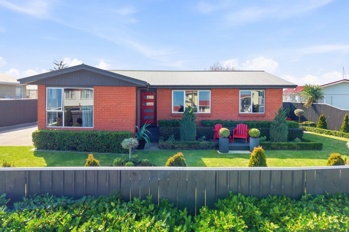 23 Gibbons Crescent, Castlecliff, Whanganui - Carousel 2