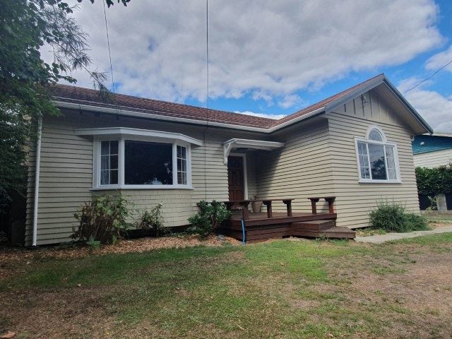 82 Galloway Street, Hamilton East, Hamilton - Carousel 1